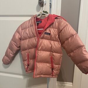 Girls 5T Patagonia puffer jacket pink